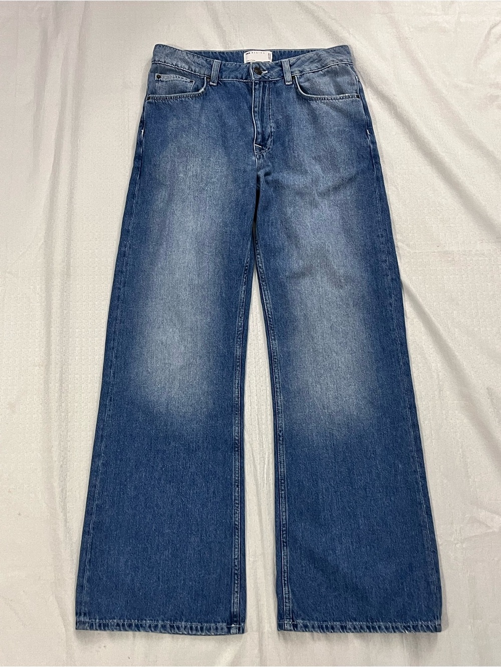 ASOS Men’s Bootcut Jeans in Medium Blue Wash size W 31/ L 32